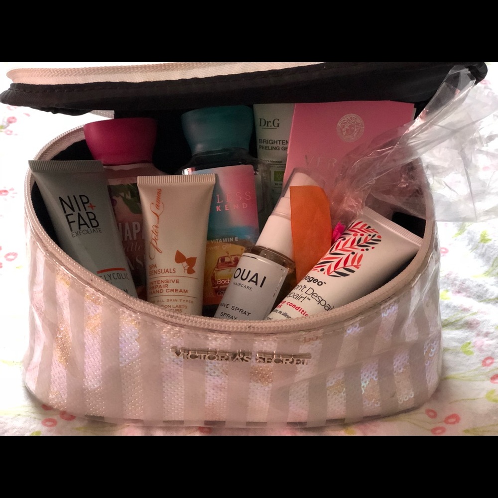 VS makeup bag